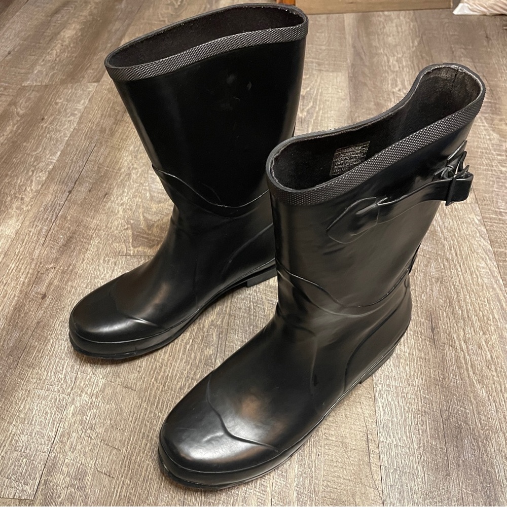 L.L.‎ Bean Women's Black Winter Rain Boots size 10